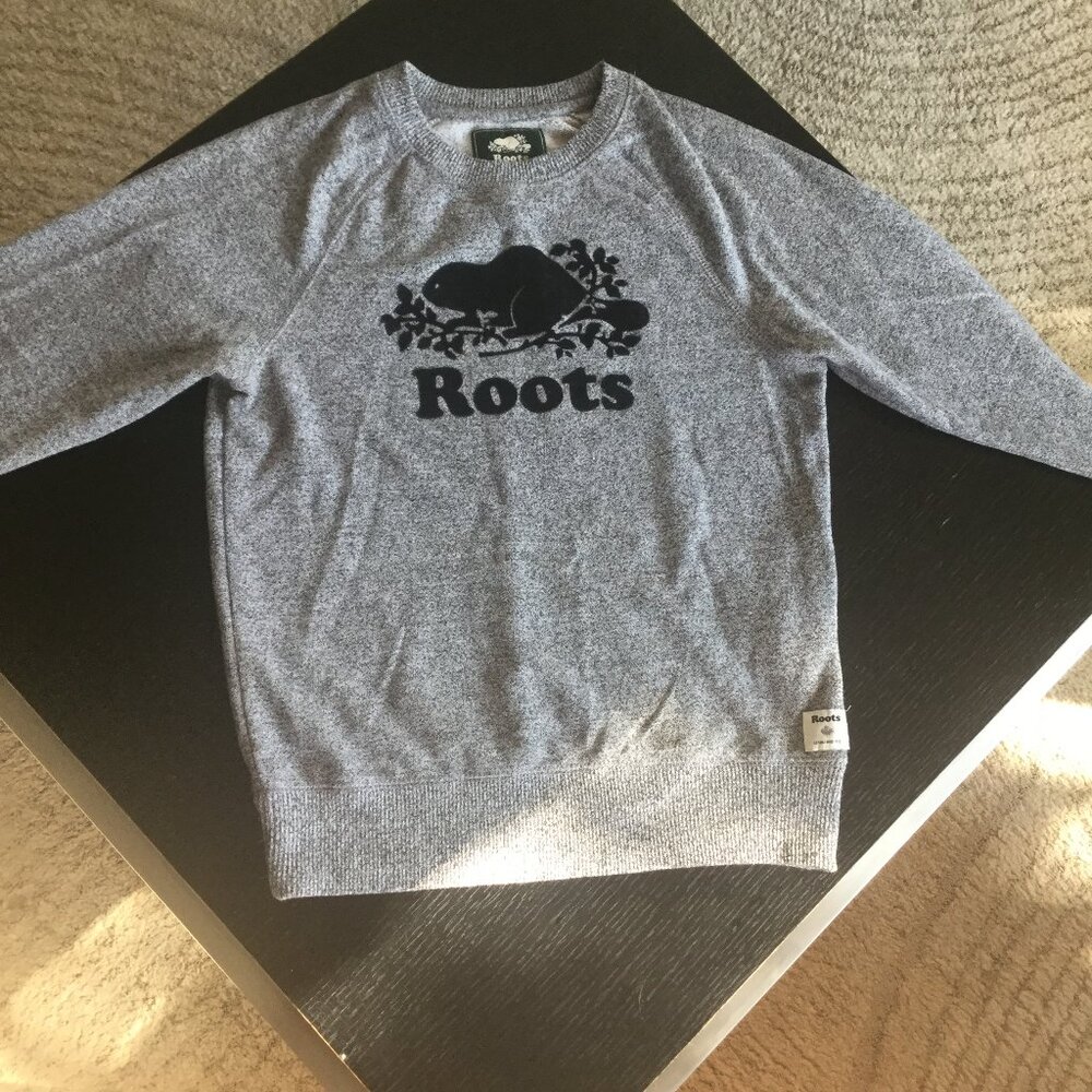 roots sweater